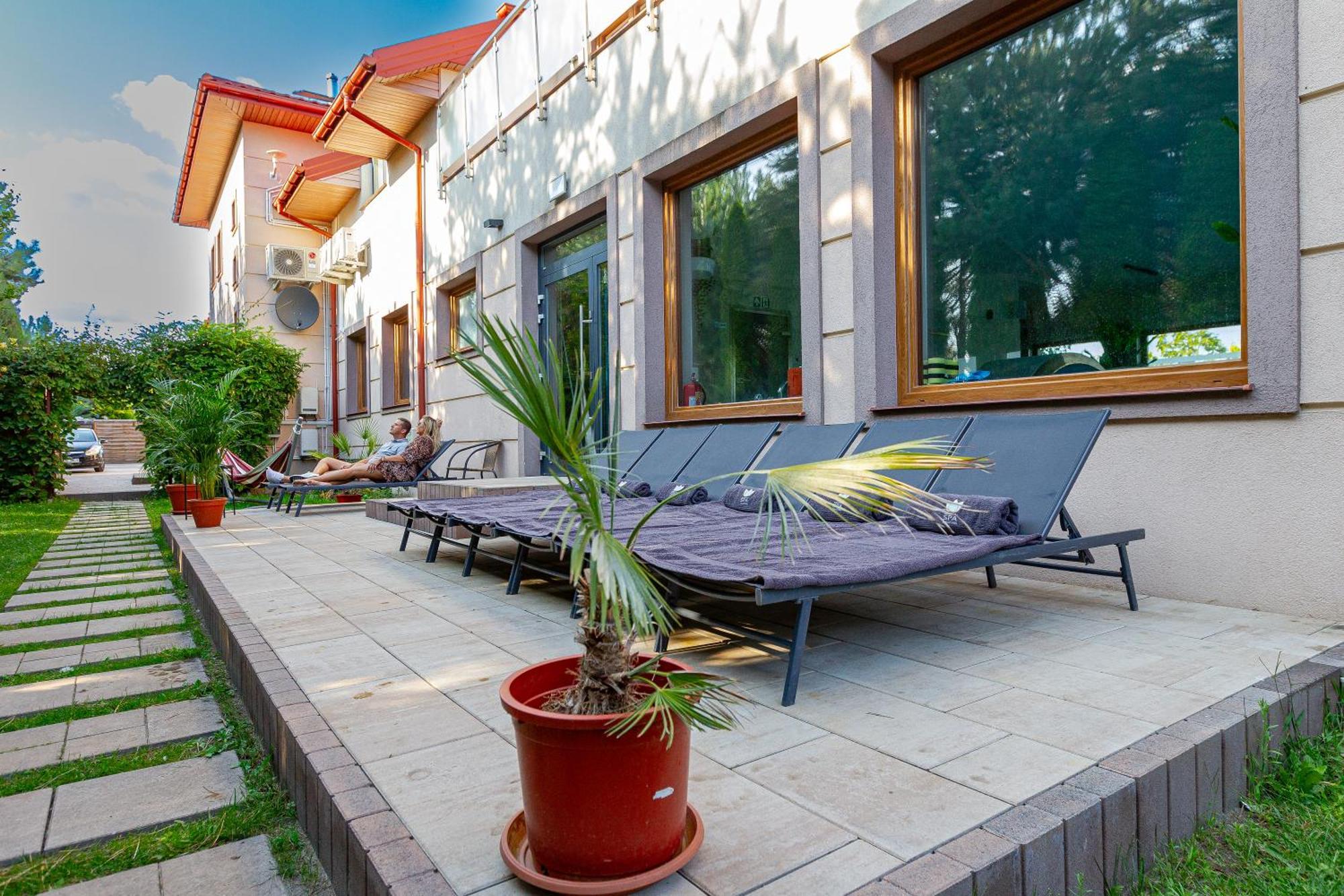 Medical Spa Kwiatowa Łęczyca Eksteriør billede
